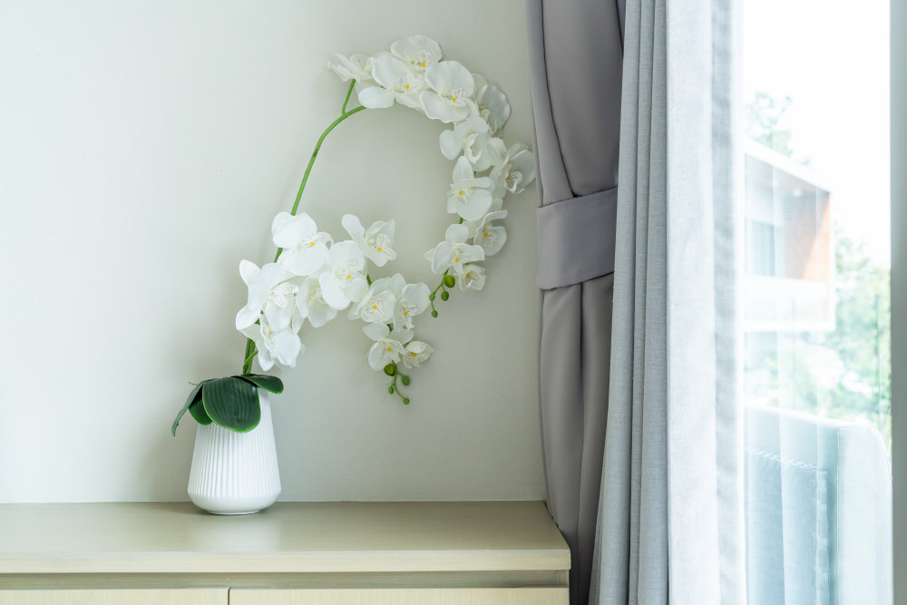 White Orchid Vase Decoration Room