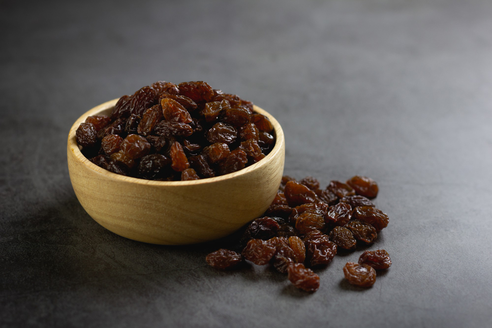 Dried Raisins Bowl Table