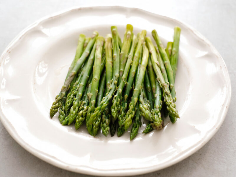Vegetables Green Asparagus Table (1)