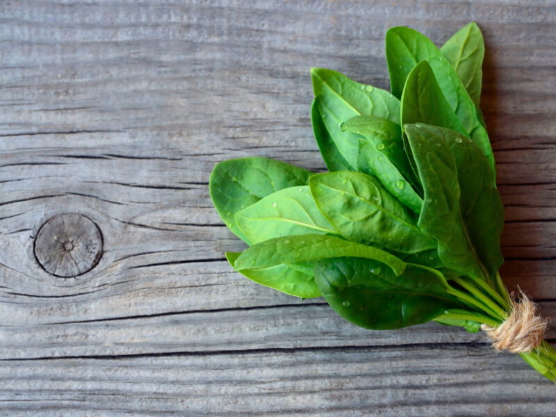 Fresh Green Organic Spinach Bundle Leaves Old Wooden Table Healthy Eating Detox Diet Food Ingredient Concept