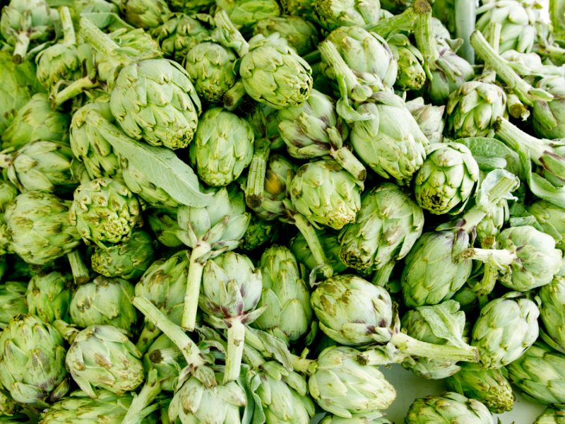 Artichokes Vegetables Market Mound