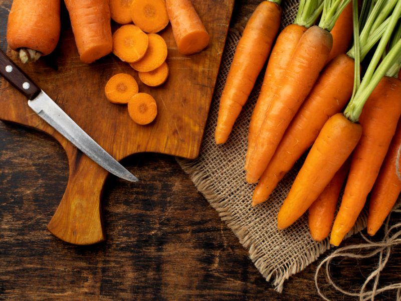 bunch-fresh-carrots-arrangement