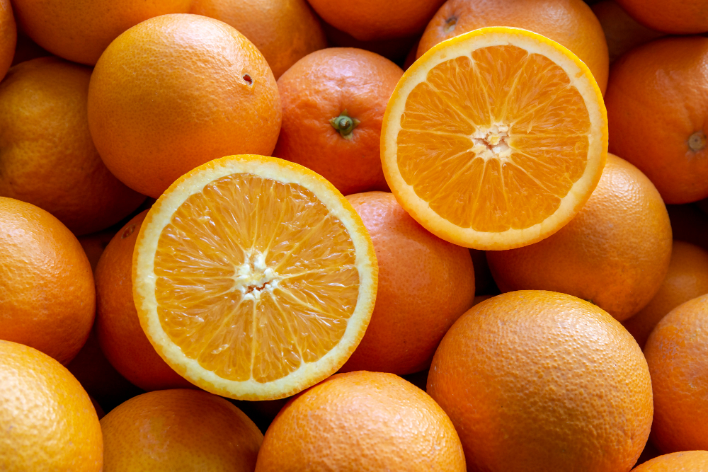 many-oranges-from-valencia-spain